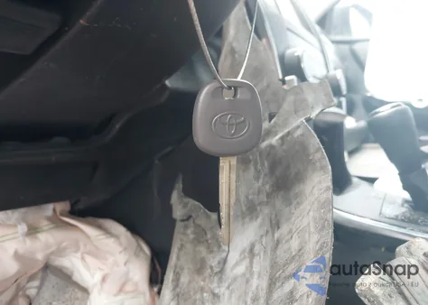 2016 Toyota Camry Le z USA, uszkodzony, nr VIN 4T4BF1FK3GR537648